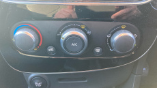 Renault Clio 0.9 TCE 90 Iconic 5dr Petrol Hatchback